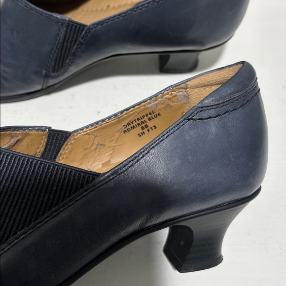 Earth Day Tripper Kitten Heel Slip-In Blue Leather Shoes-size 8B - Picture 6 of 8